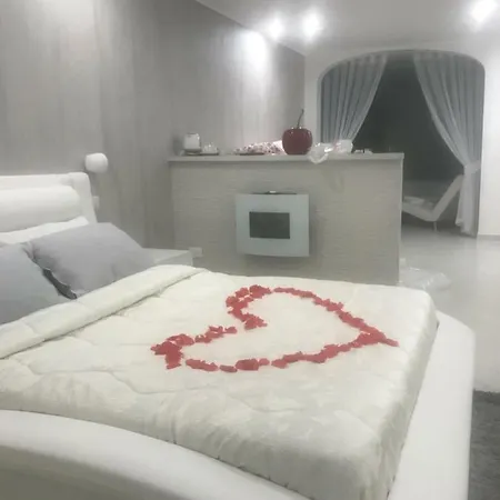 Апартаменты The Luxurysuite