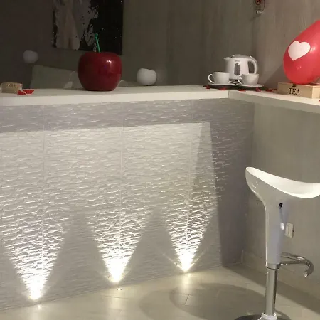 Апартаменты The Luxurysuite Барлетта