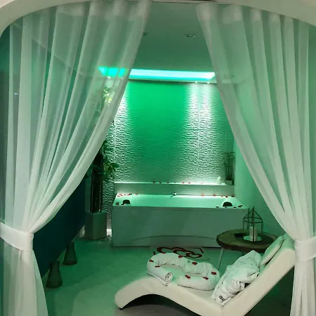 The Luxurysuite Барлетта