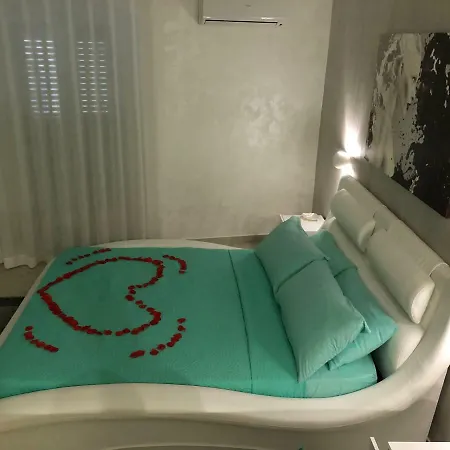 Апартаменты The Luxurysuite *