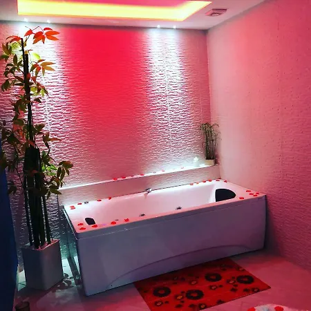 The Luxurysuite Барлетта
