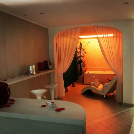 The Luxurysuite Барлетта