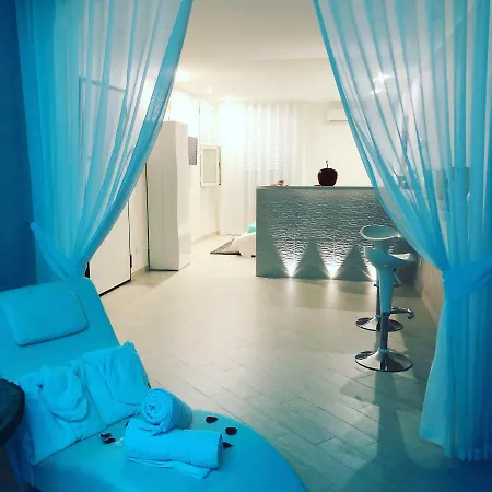 Апартаменты The Luxurysuite Барлетта